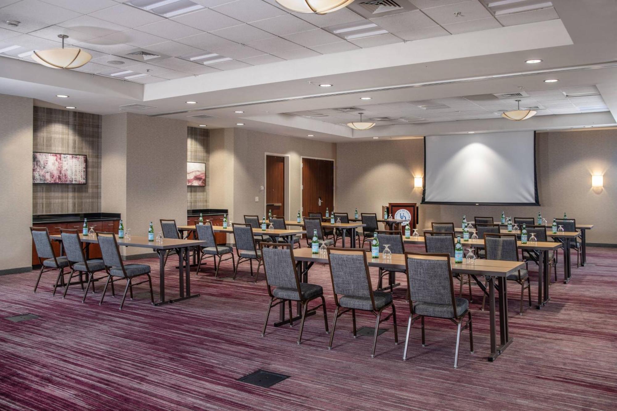 Courtyard By Marriott Newark-University Of Delaware Extérieur photo