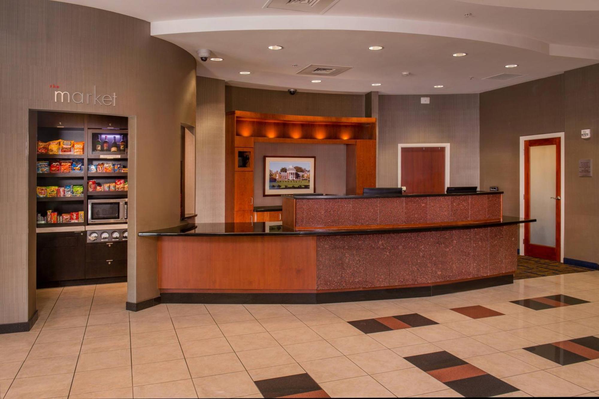 Courtyard By Marriott Newark-University Of Delaware Extérieur photo