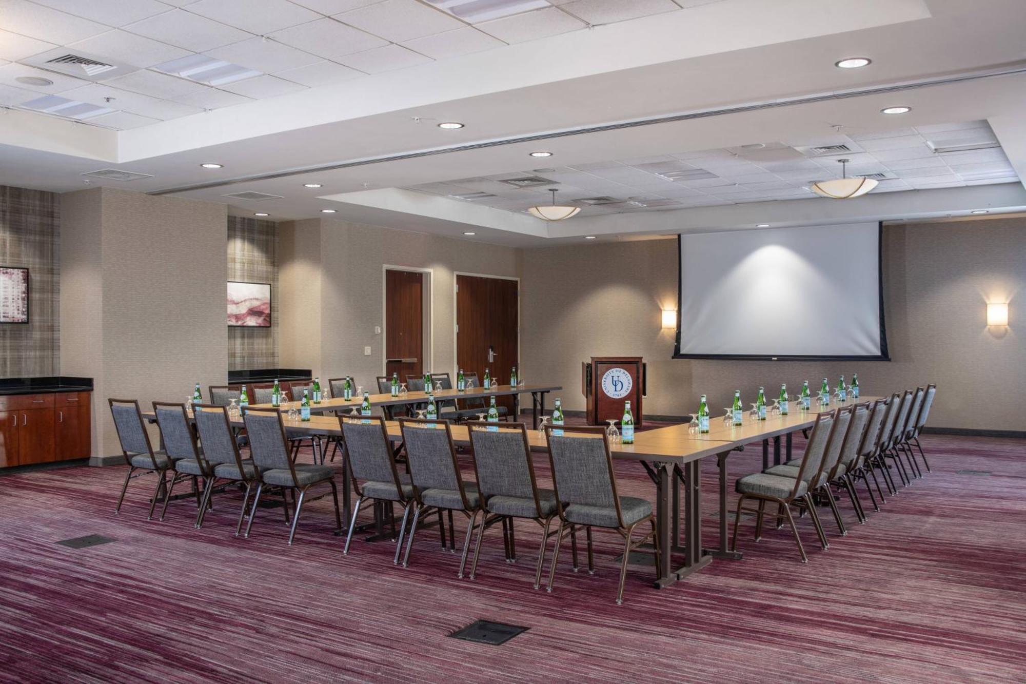 Courtyard By Marriott Newark-University Of Delaware Extérieur photo
