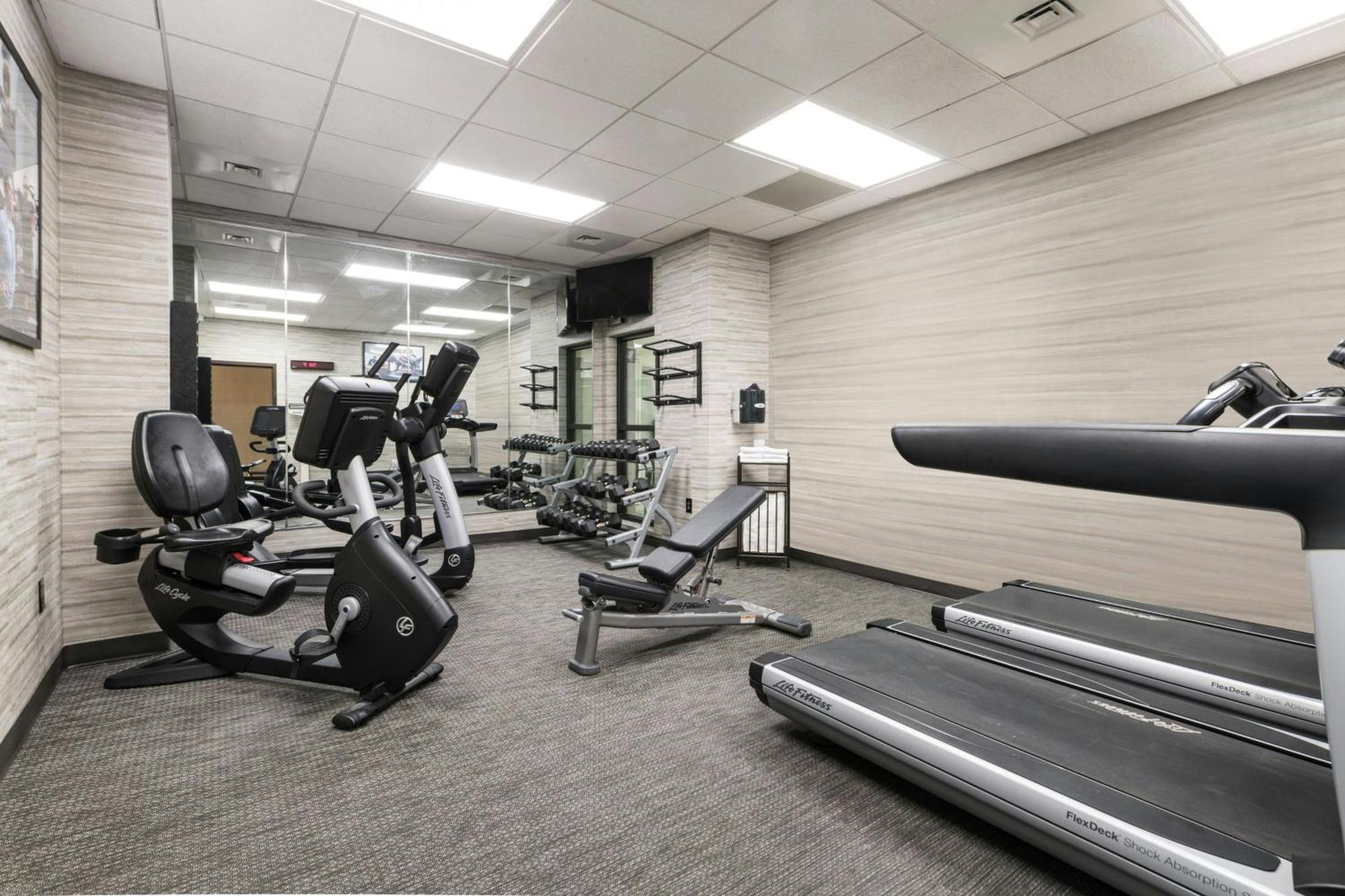 Courtyard By Marriott Newark-University Of Delaware Extérieur photo